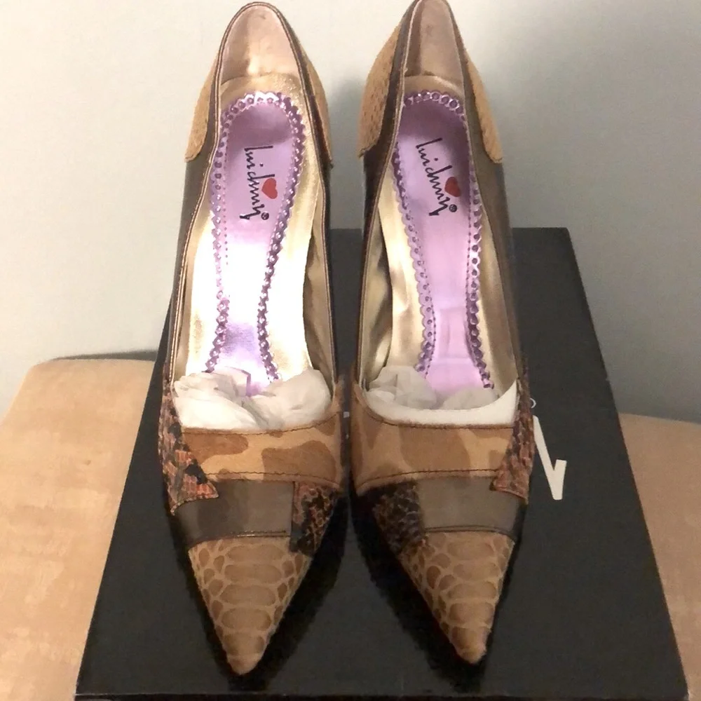 NWT LUI CHING Animal Print Heels